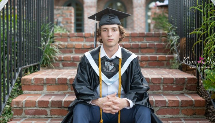 Stunning Senior Portraits Kingwood for Graduation Memories